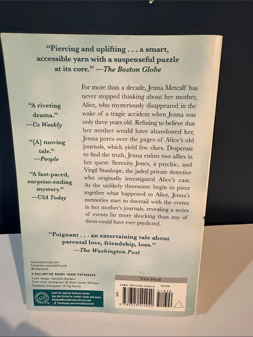 Leaving Time Paperback Book -Jodi Picoult